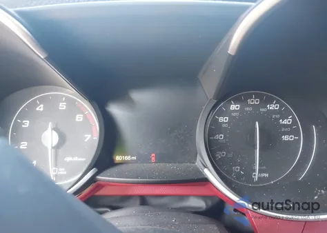 2020 Alfa Romeo Giulia Ti Awd z USA, uszkodzony, nr VIN ZARFANBN9L7633708